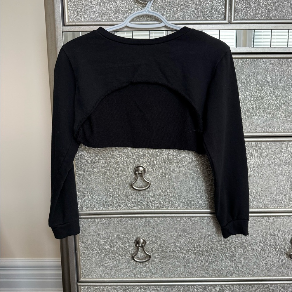 PrettyLittleThing Cropped Long sleeve with Open Front